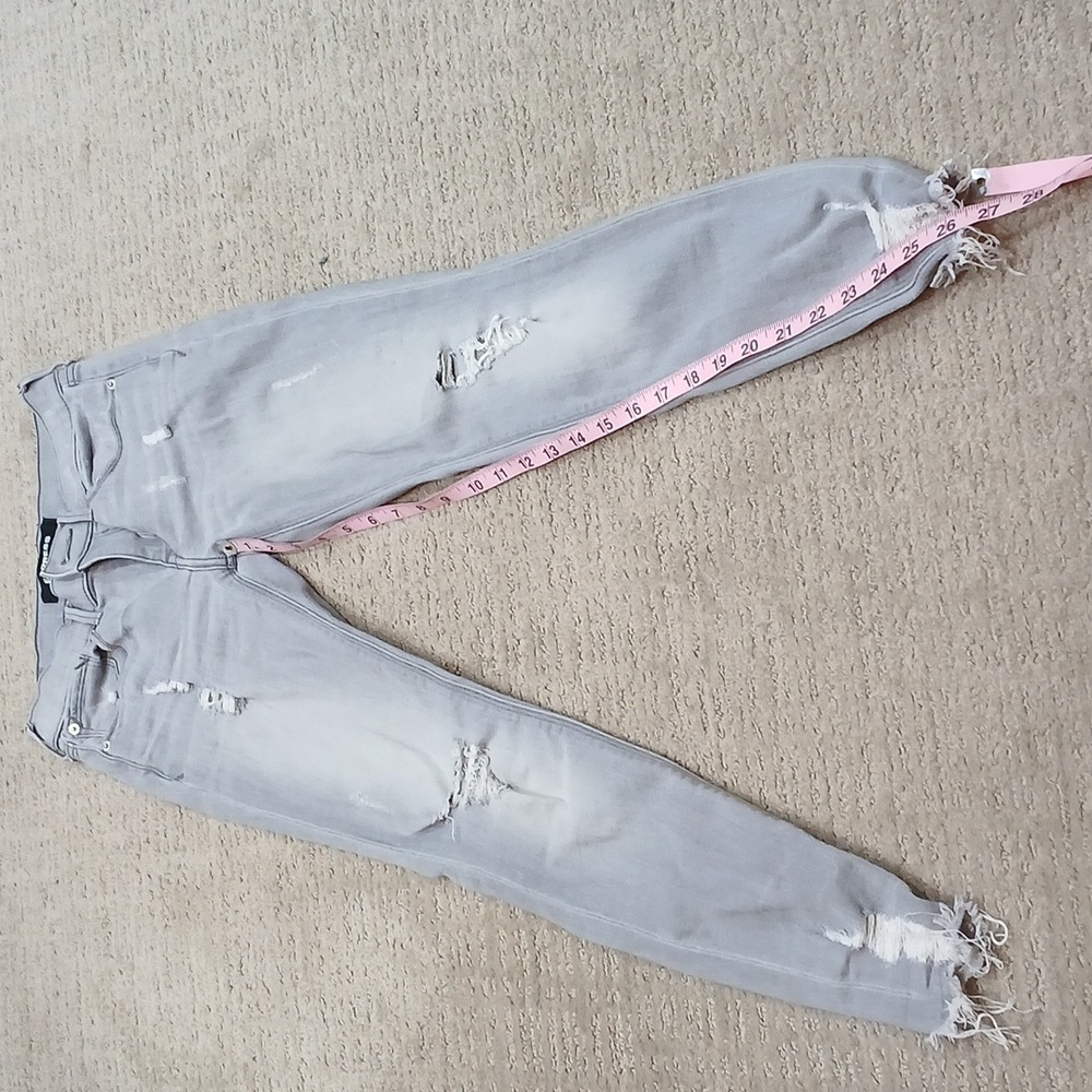 Express Distressed Jeans - Picture 5 of 8